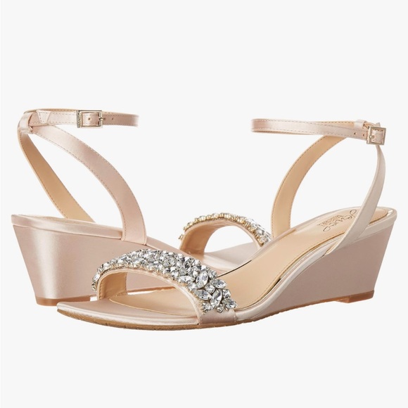 Badgley Mischka Women's Bellevue Wedge Sandal in Size 8.5 - Picture 1 of 9